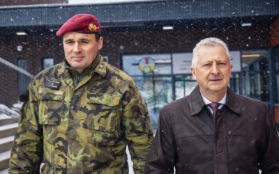 Ministr obrany Jaromír Zůna navštívil Skupinu simulačních a trenažérových technologií